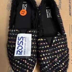 TOMS Slip On Shoes  Size 11